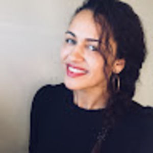 Meet your Posher, Delia